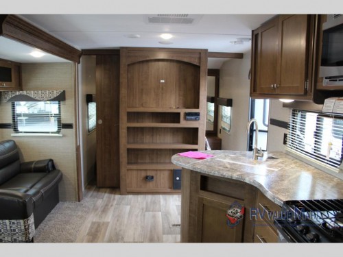 2019 Dutchmen Aspen Trail 2810BHS Travel Trailer Interior